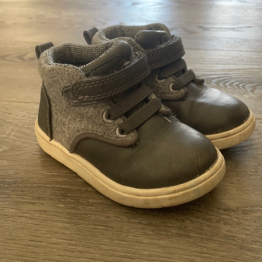 Toddler boy boots